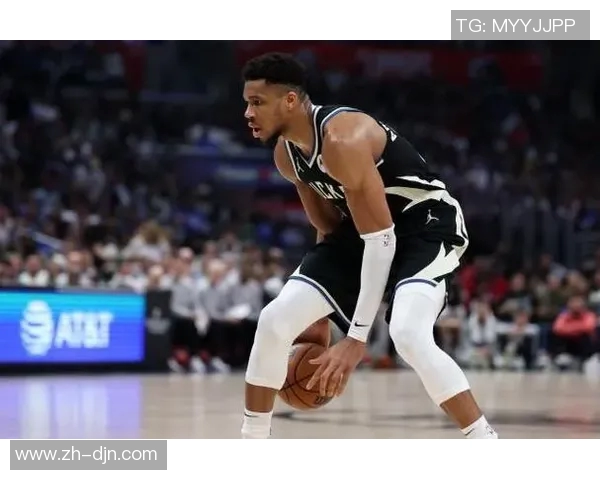 字母哥遭主场球迷嘘声小莫分析欧文离开绿军的原因